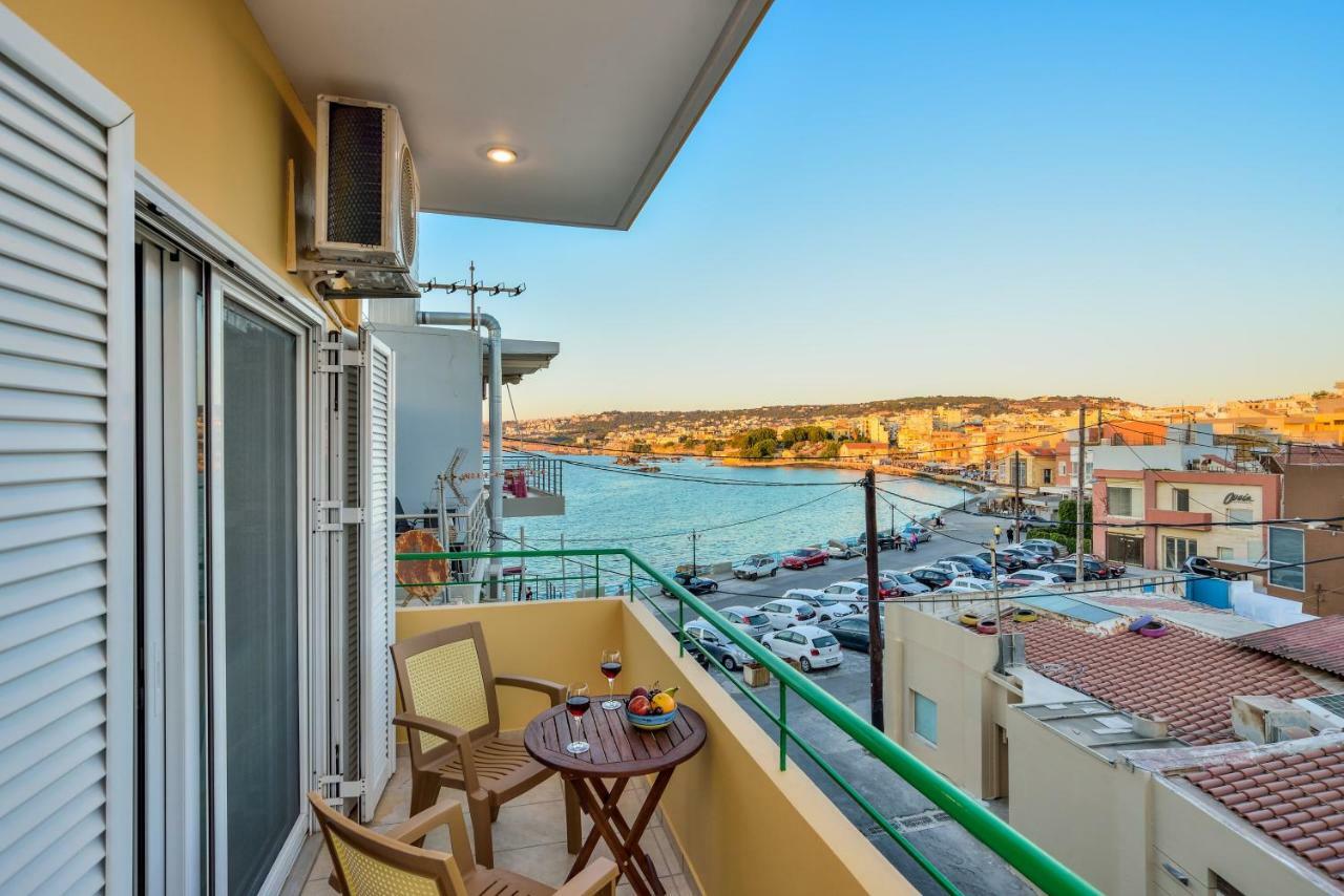 Seaside Old Venetian Harbour 2nd Floor * Chania (Crete)